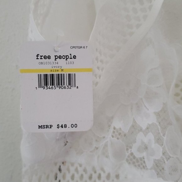 68.  🆕️ Free People Sitting Pretty Brami - Picture 7 of 11